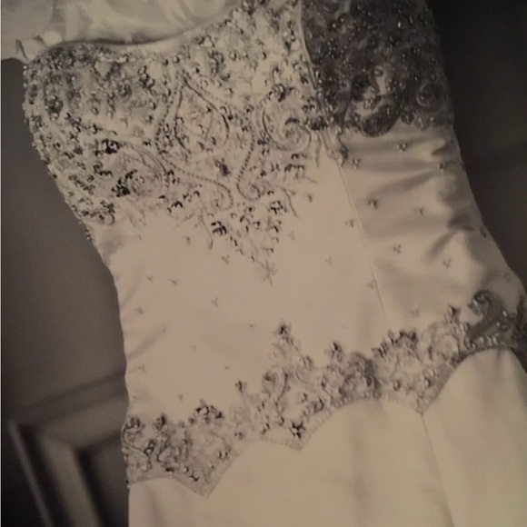 Platinum Priscilla of Boston Elegant Ivory Crystal Embellished Wedding Dress - Picture 2 of 15